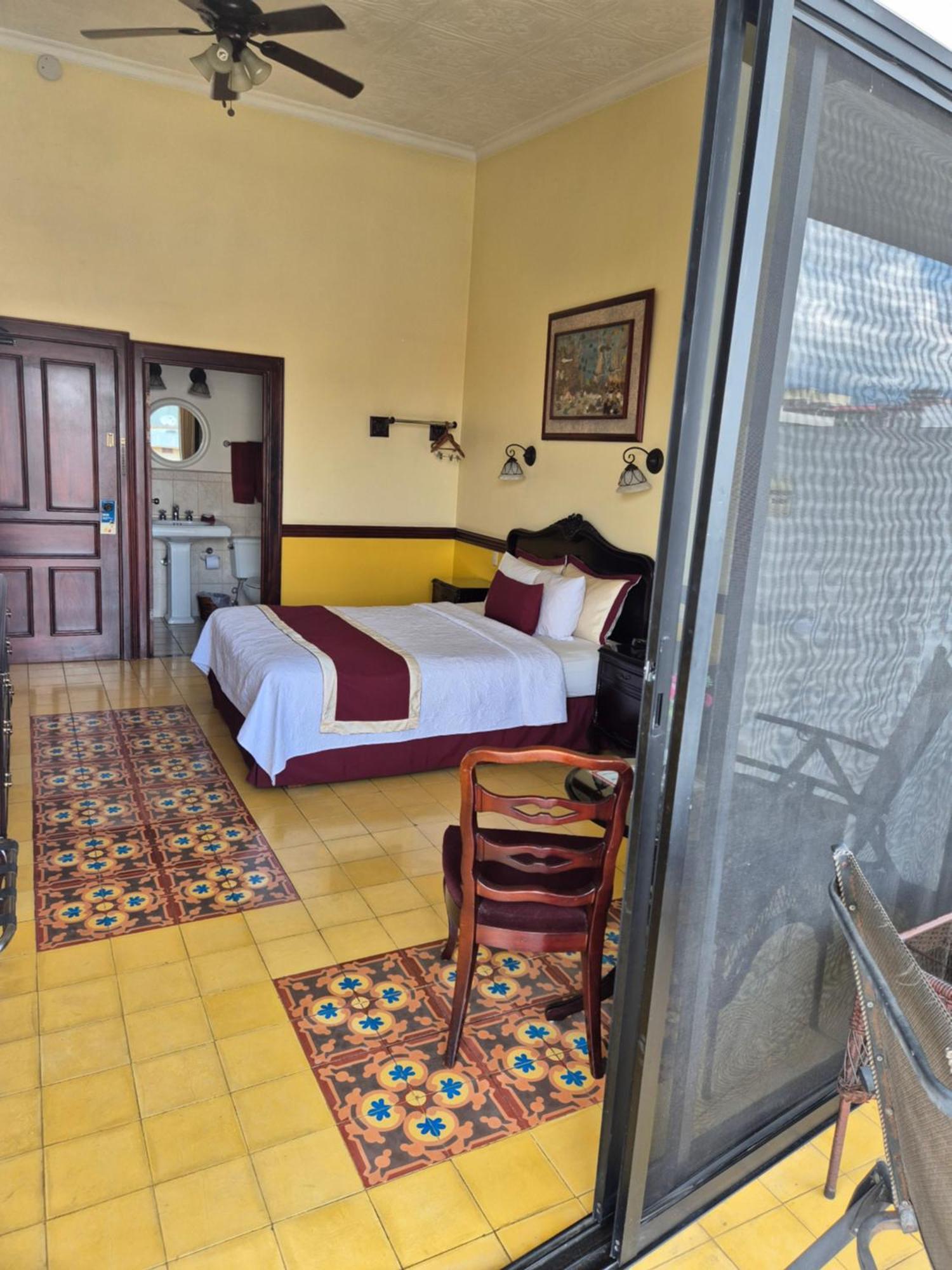 Hotel Santo Tomas / Historical 3*