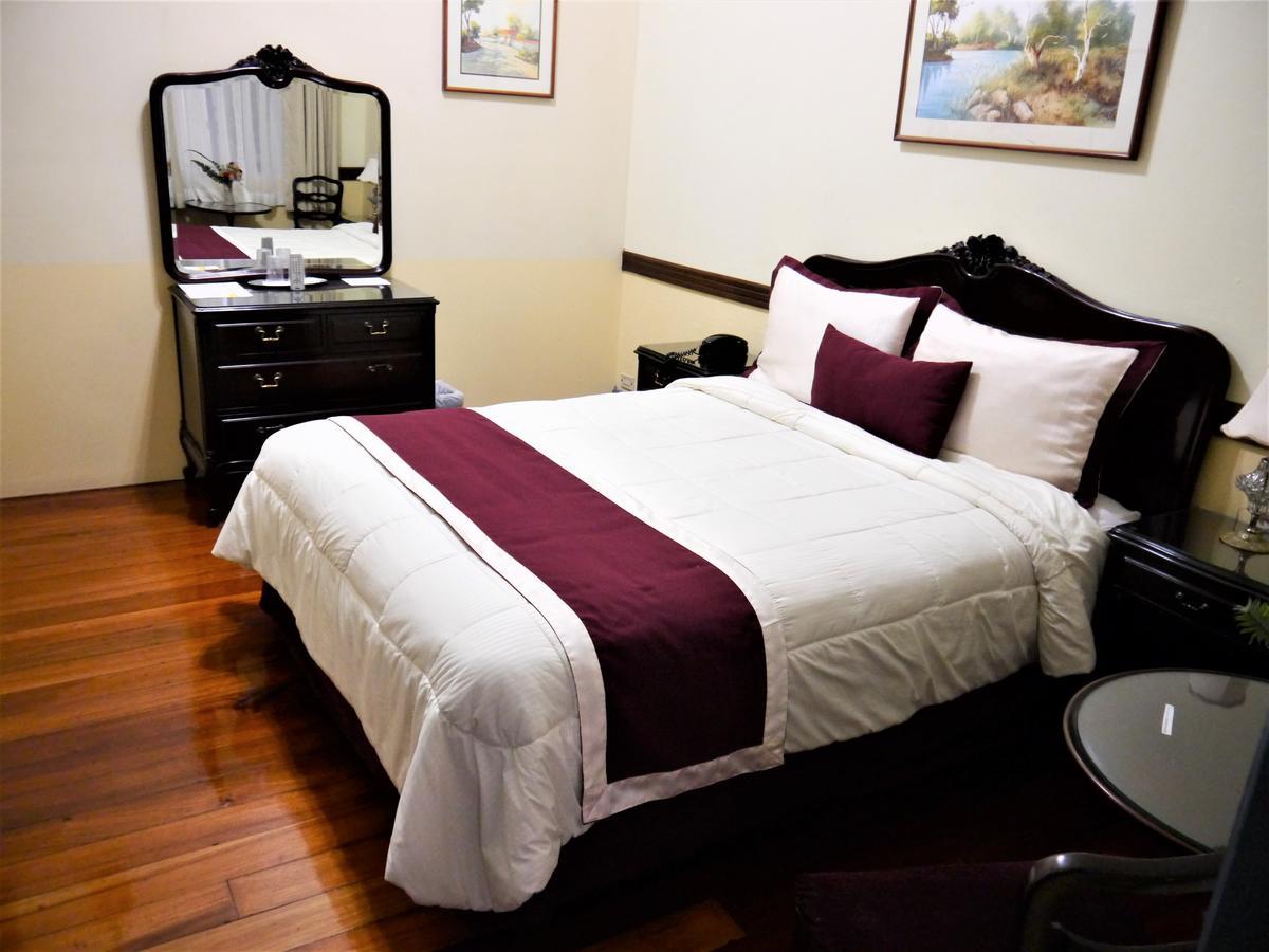 Santo Tomas / Historical Hotel San José