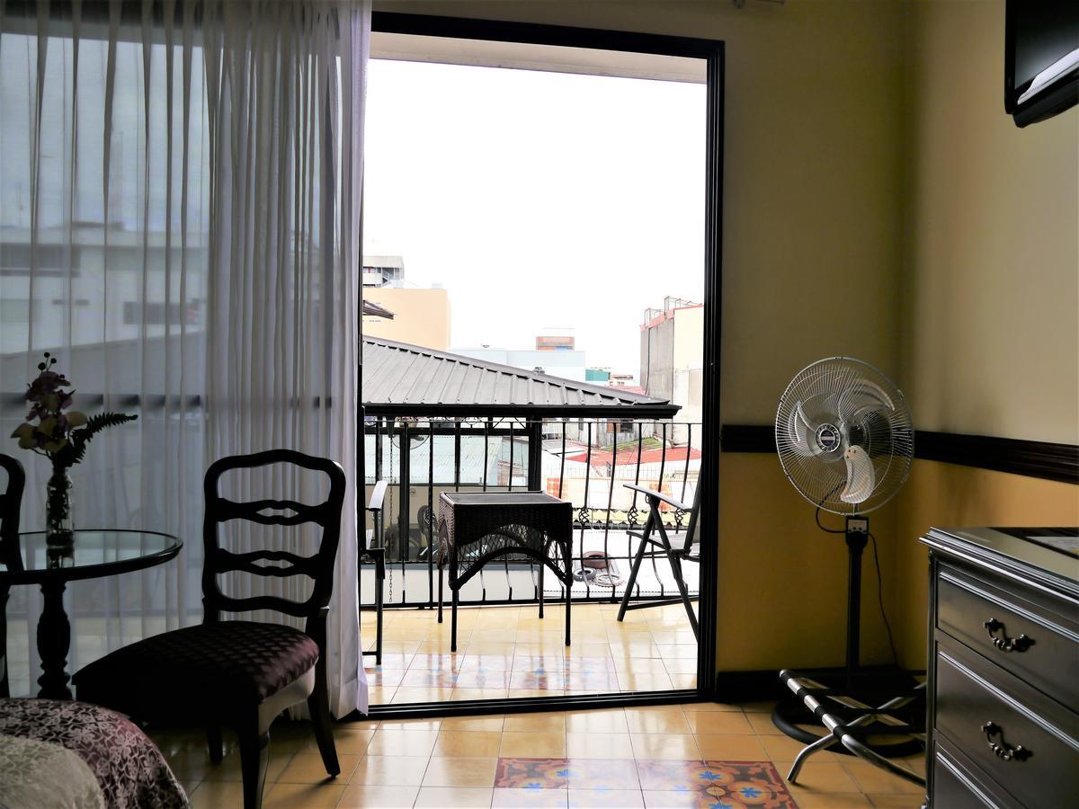 Santo Tomas / Historical Hotel
